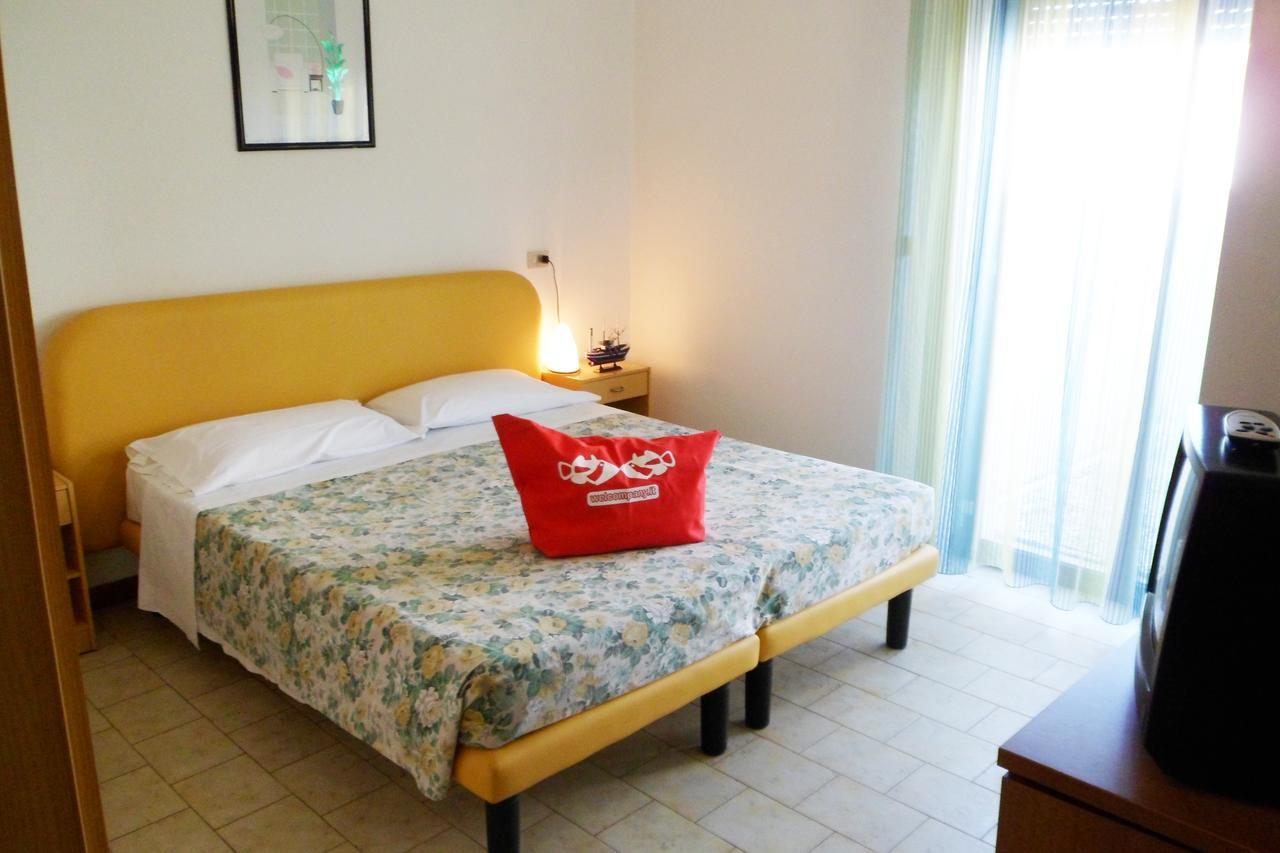 B&B Domus Mea Cesenatico Eksteriør billede